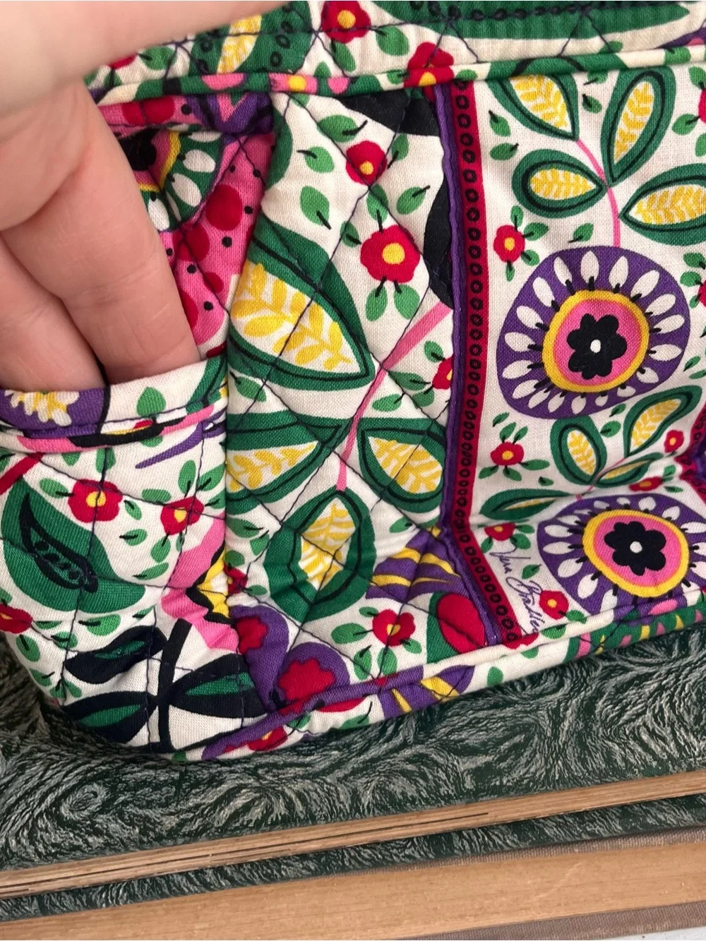 Vera Bradley Sophie bag retired Viva La Vera quilted cotton floral pattern